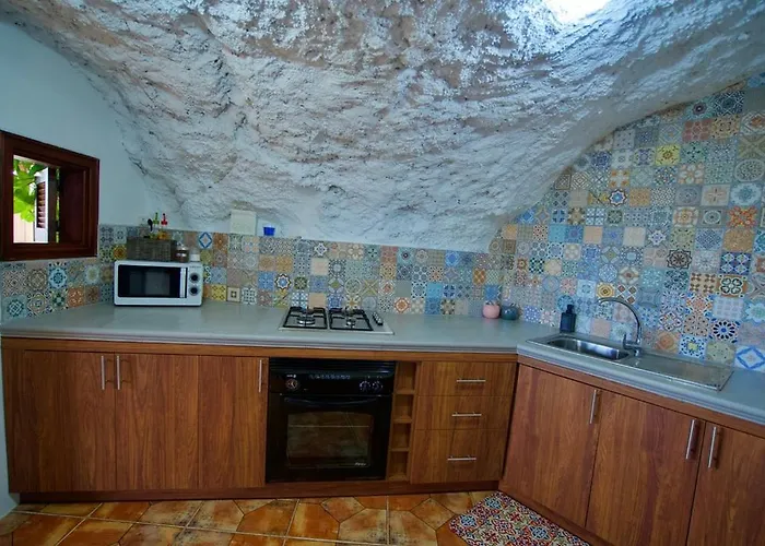Casa Cueva La Herencia